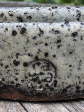 Load image into Gallery viewer, LAVA STONE UP PLATER