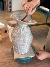 Load image into Gallery viewer, SUNDAY HAND BUILDING CLAY WORKSHOP MARCH 2027
