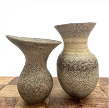 Load image into Gallery viewer, 4 WEEK HAND BUILDING INTERMEDIATE COURSE SEPTEMBER&#39;25
