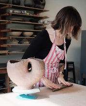 Load image into Gallery viewer, 4 WEEK HAND BUILDING INTERMEDIATE COURSE SEPTEMBER&#39;25
