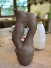 Load image into Gallery viewer, 4 WEEK HAND BUILDING INTERMEDIATE COURSE MARCH&#39;26
